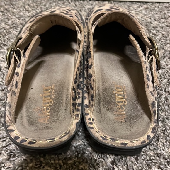 Alegria classic cheetah clog - Picture 2 of 5